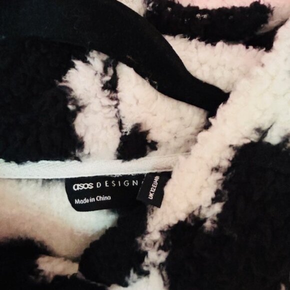 ASOS DESIGN lounge cuddle fleece oversized dress in flower print - US 8 - Picture 5 of 8